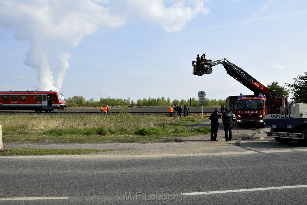 Schwerer VU LKW Zug Bergheim Kenten Koelnerstr P270.JPG - Miklos Laubert